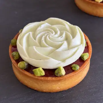 Pistachio-Raspberry Mini Tart foto 3