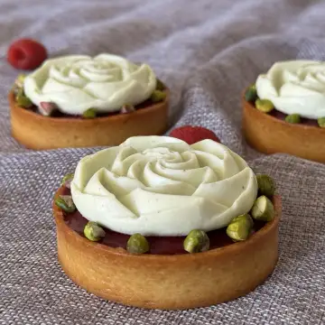 Pistachio-Raspberry Mini Tart foto 4