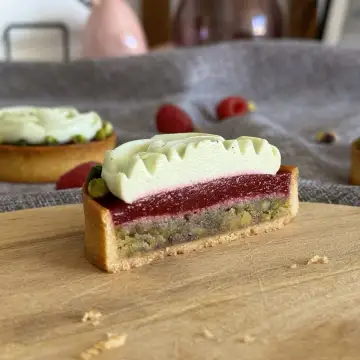Pistachio-Raspberry Mini Tart foto 2